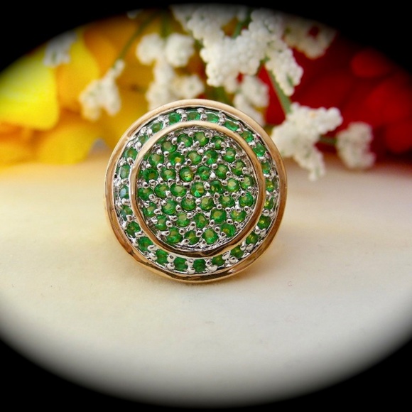 Emerald Cubic Zirconia Engraved Design Men Ring SZ7 18k Gold-Filled - Picture 5 of 5